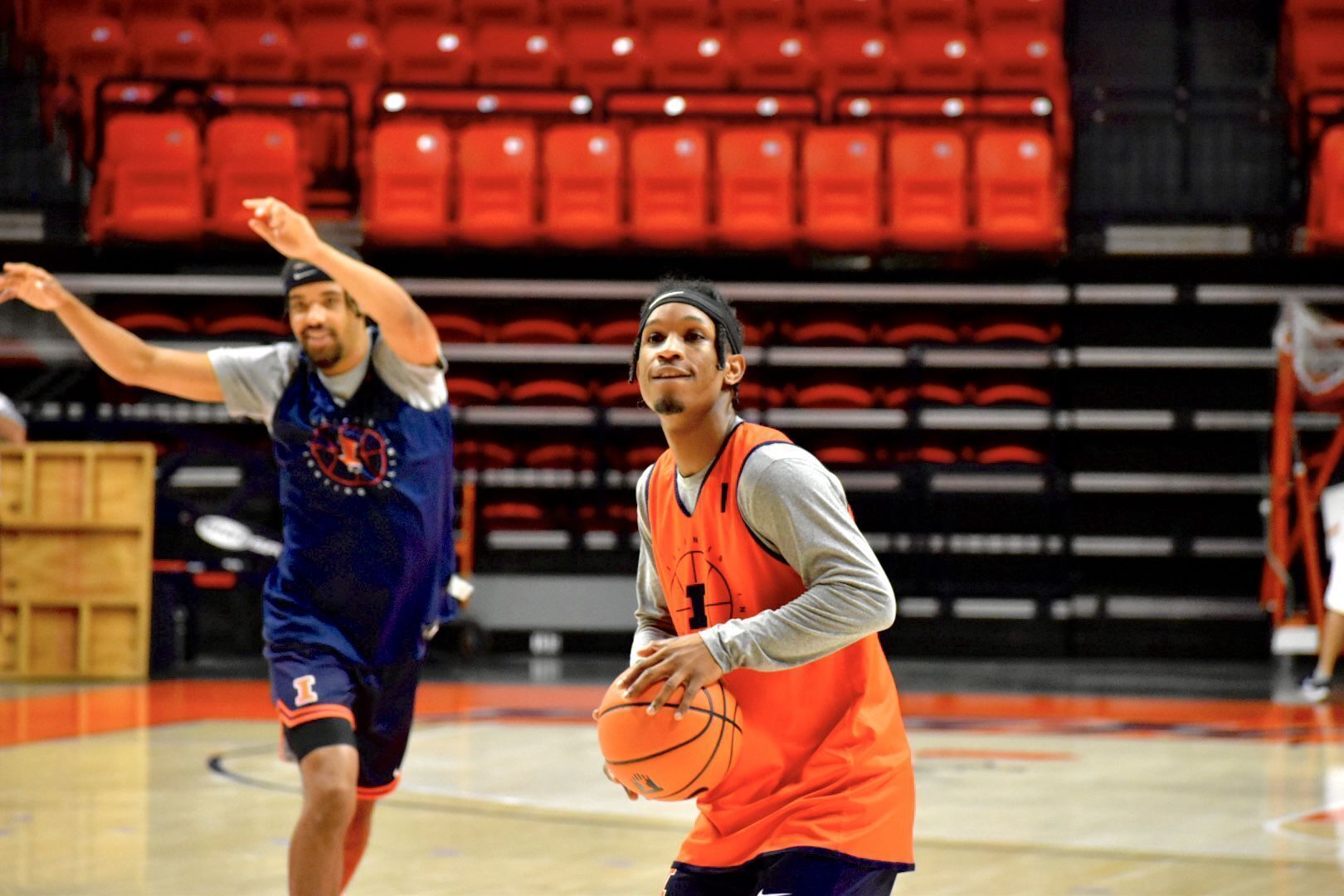 Photos: Illinois hosts open practice